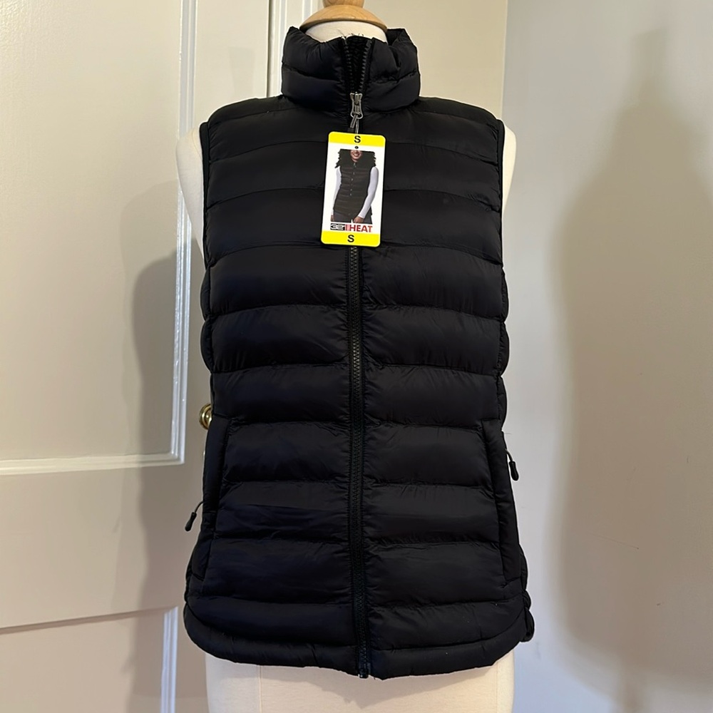 Vest 32 Degree Heat poly Down alternative. Lightweight puffer